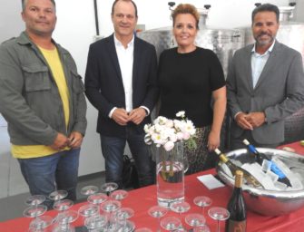 Agüimes conmemora el 20º aniversario de la Bodega Municipal presentando la nueva cosecha de dos clásicos, blanco seco y tinto joven